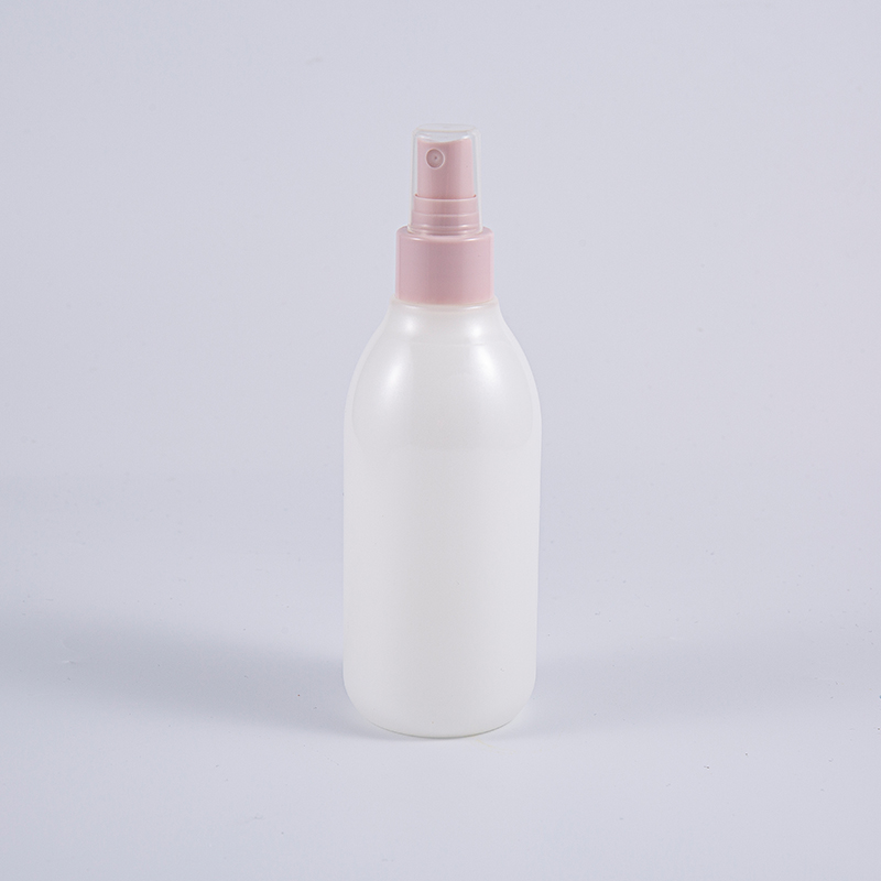 100ml 160ml 200ml ขวดสุญญากาศเคลือบหลายชั้นโปร่งแสงพร้อมเครื่องปั๊ม