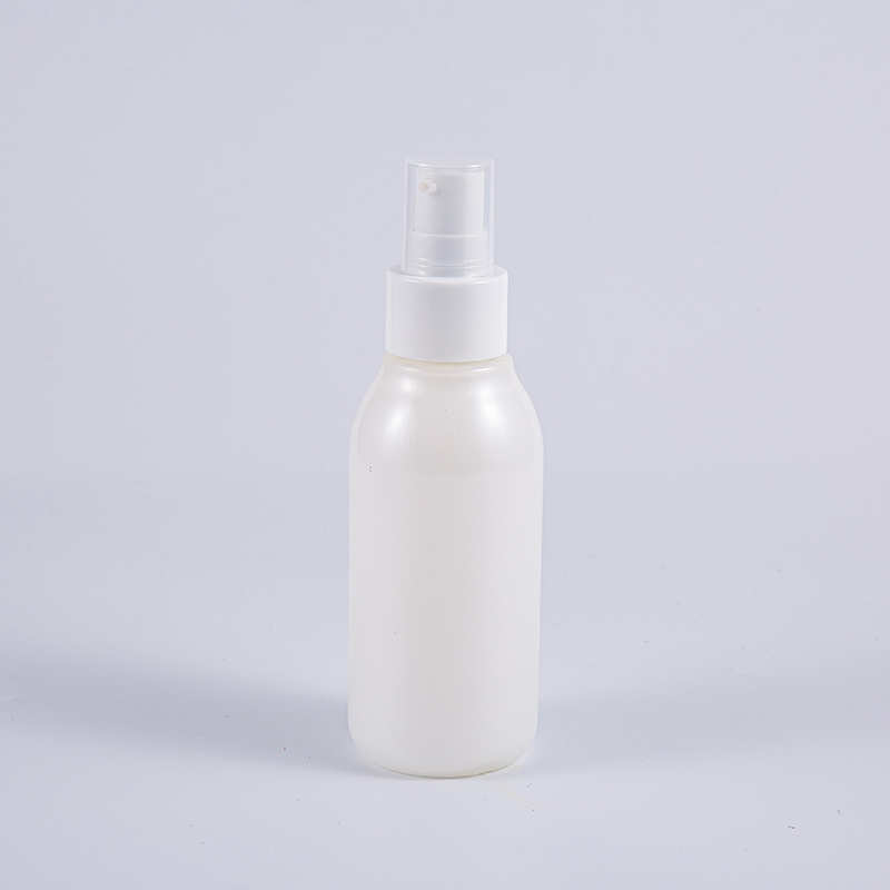 100ml 160ml 200ml ขวดสุญญากาศเคลือบหลายชั้นโปร่งแสงพร้อมเครื่องปั๊ม